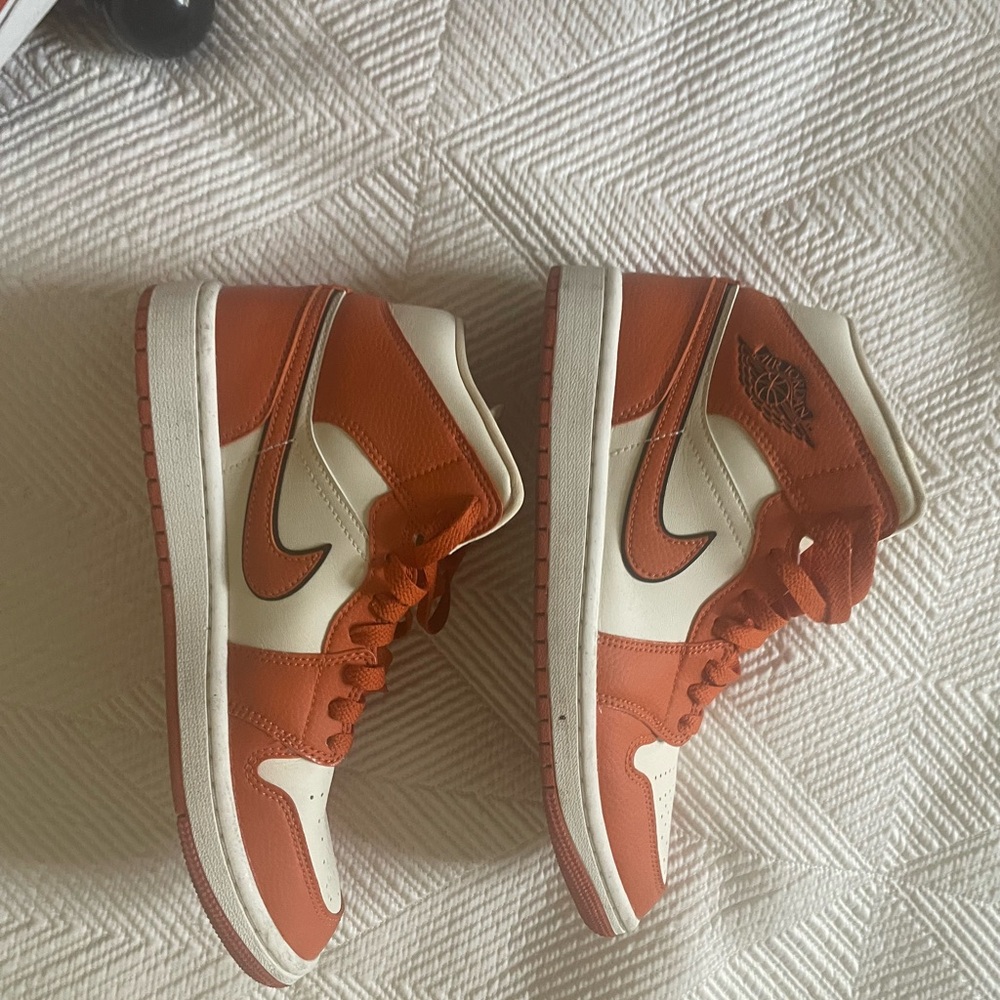 Jordan Sneakers with Cream and Orange Details - Picture 2 of 4